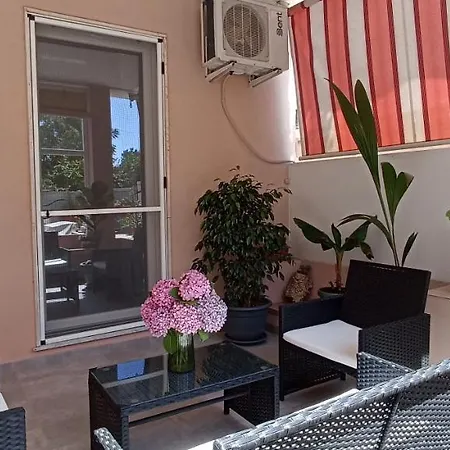 Reina 3* 阿尔盖罗